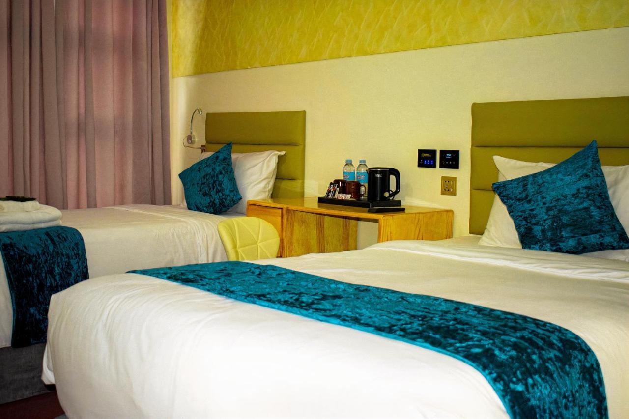 Sempre Premier Inn - Mactan Airport Hotel ماكتان المظهر الخارجي الصورة